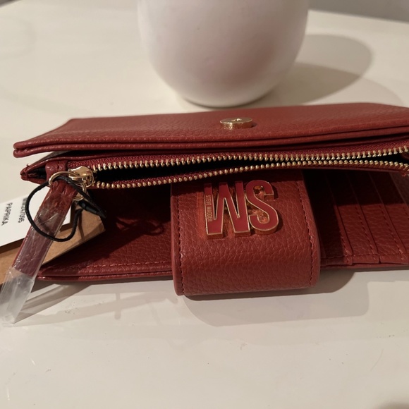 STEVE MADDEN BLINDY BI-FOLD PEBBLE FAUX LEATHER WALLET- PAPRIKA NWT - Picture 4 of 6